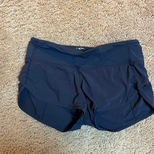 Black Lululem shorts with liner and back zipper pocket